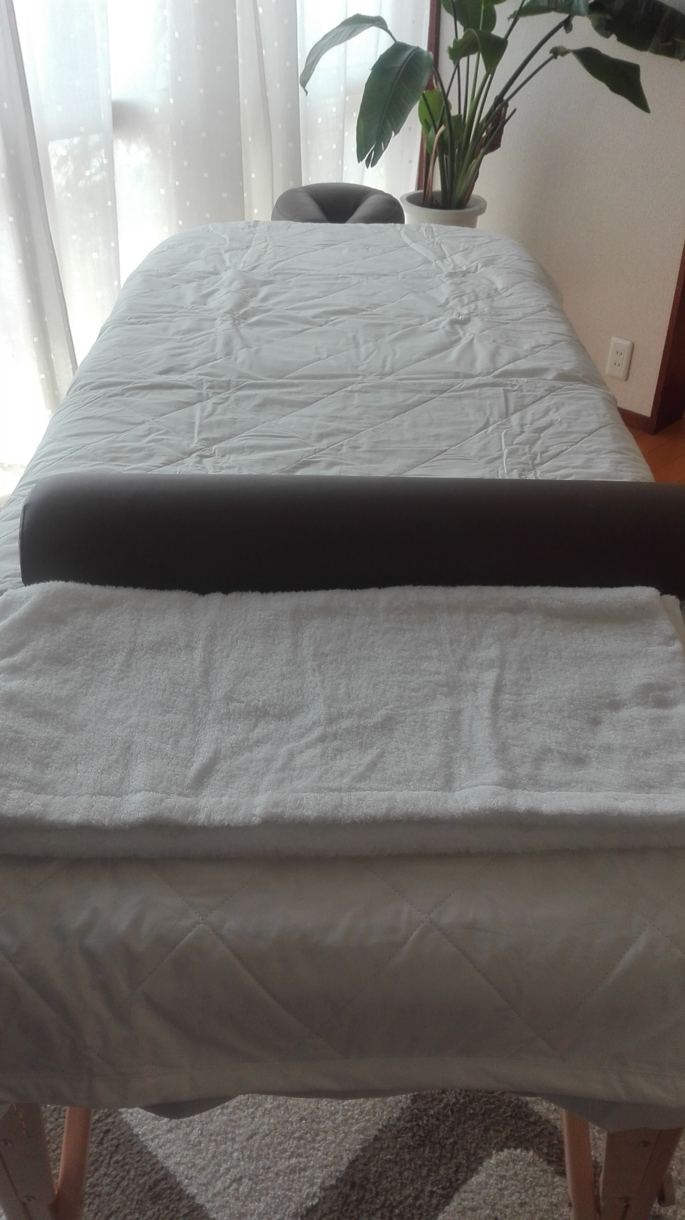 massage bed