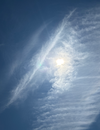 空 空